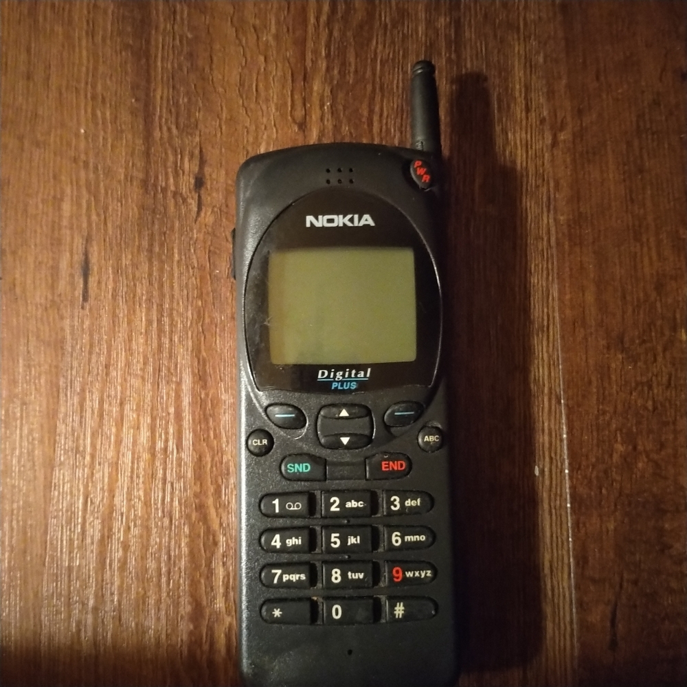 Nokia 2160 EFR Digital Plus Brick Style Cell (Vtg)